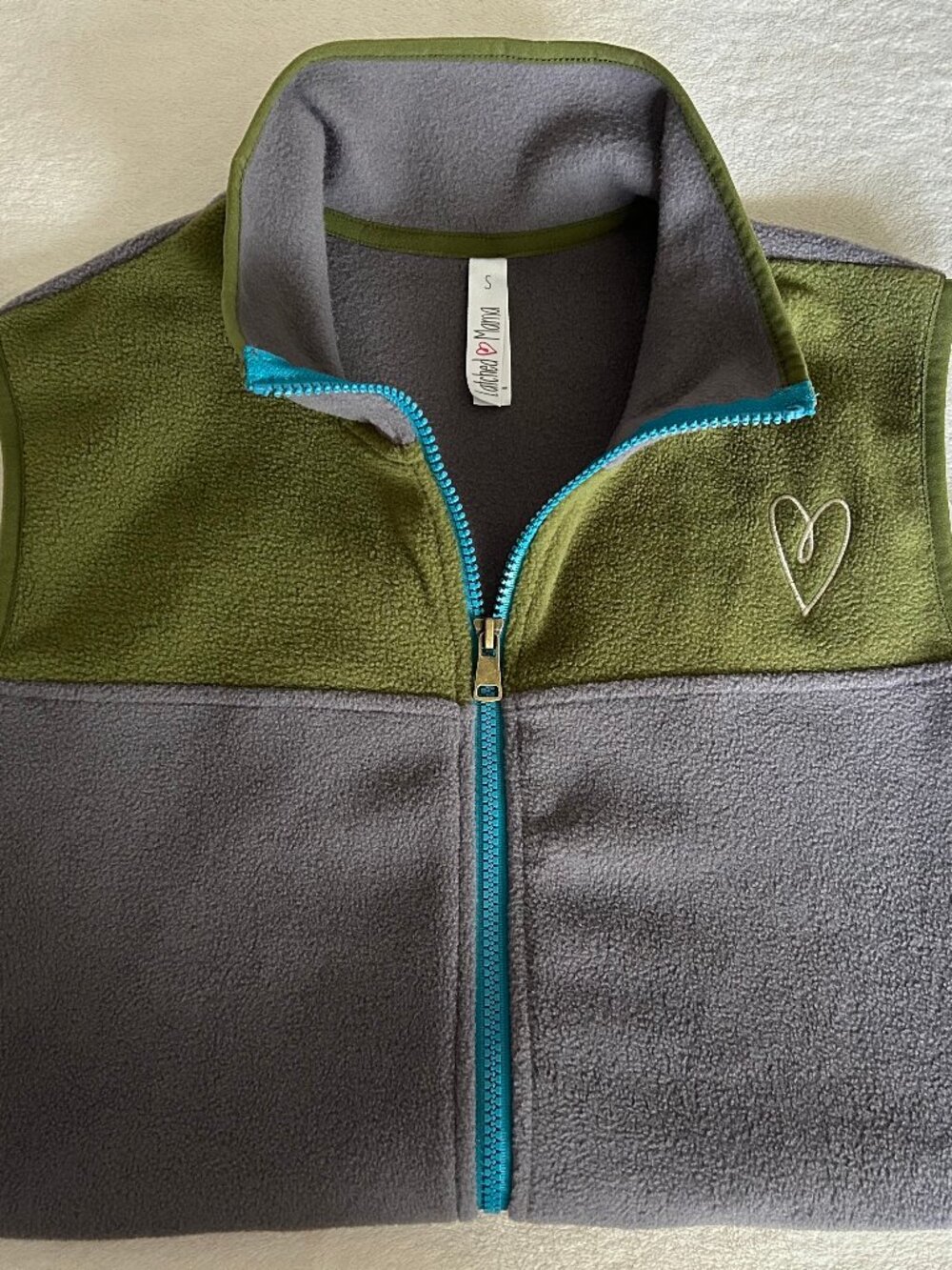 NWT Latched Mama Colorblock Fleece Vest Full Zip Green Gray Size Small